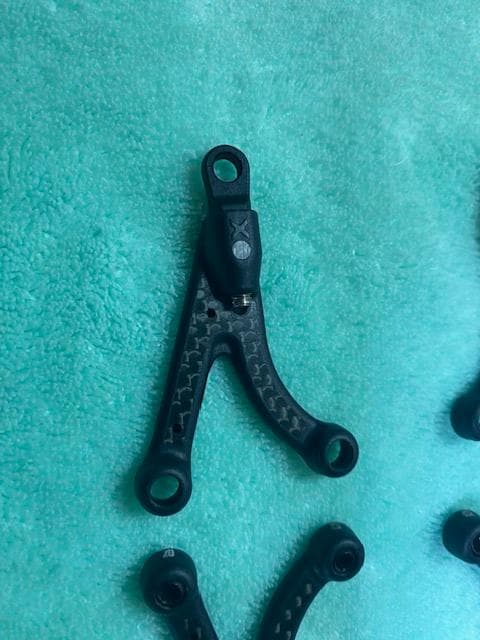 XRAY-アッパーアームXS未使用組み込み済み