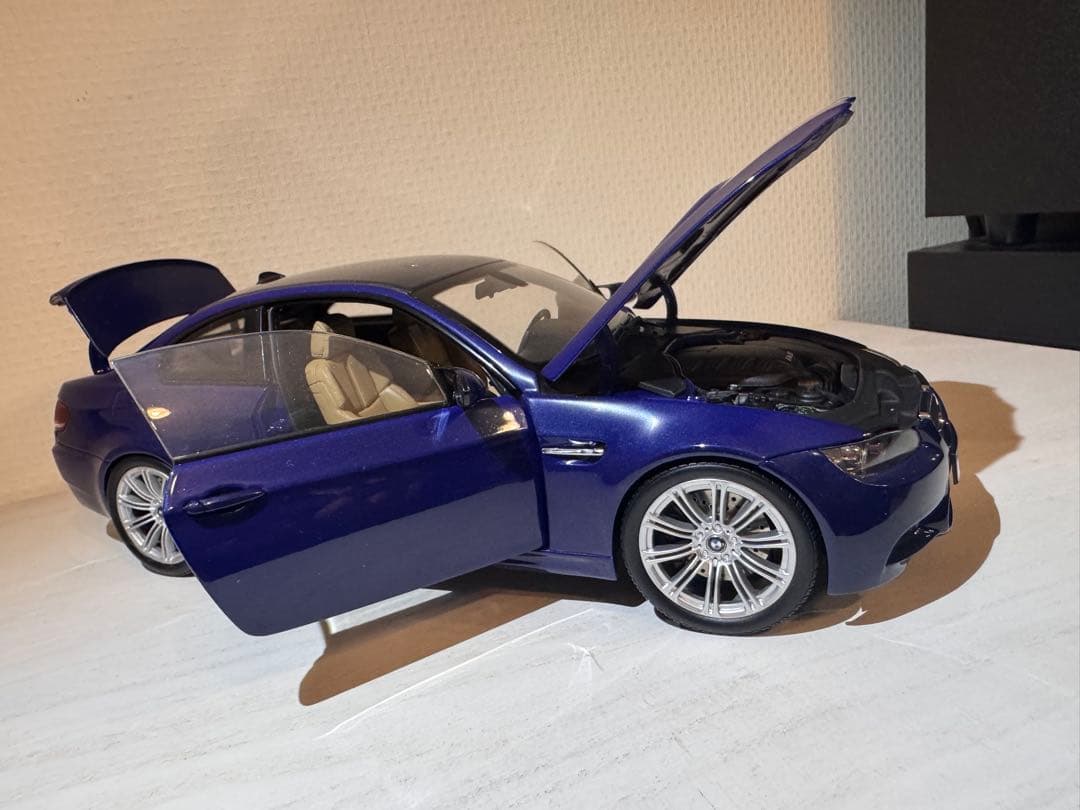  M3 Coupe 1/18 ダイキャスト