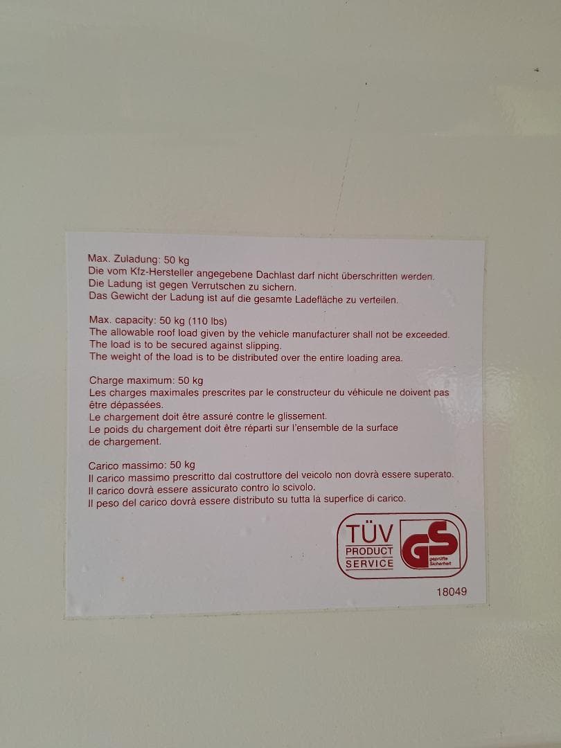 【美品】THULE ジェットバック　ルーフボックス　スノーボードキャリア