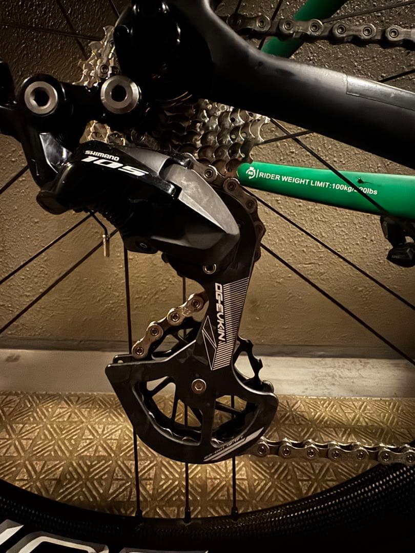 ELVES ロードバイク ホイールなし