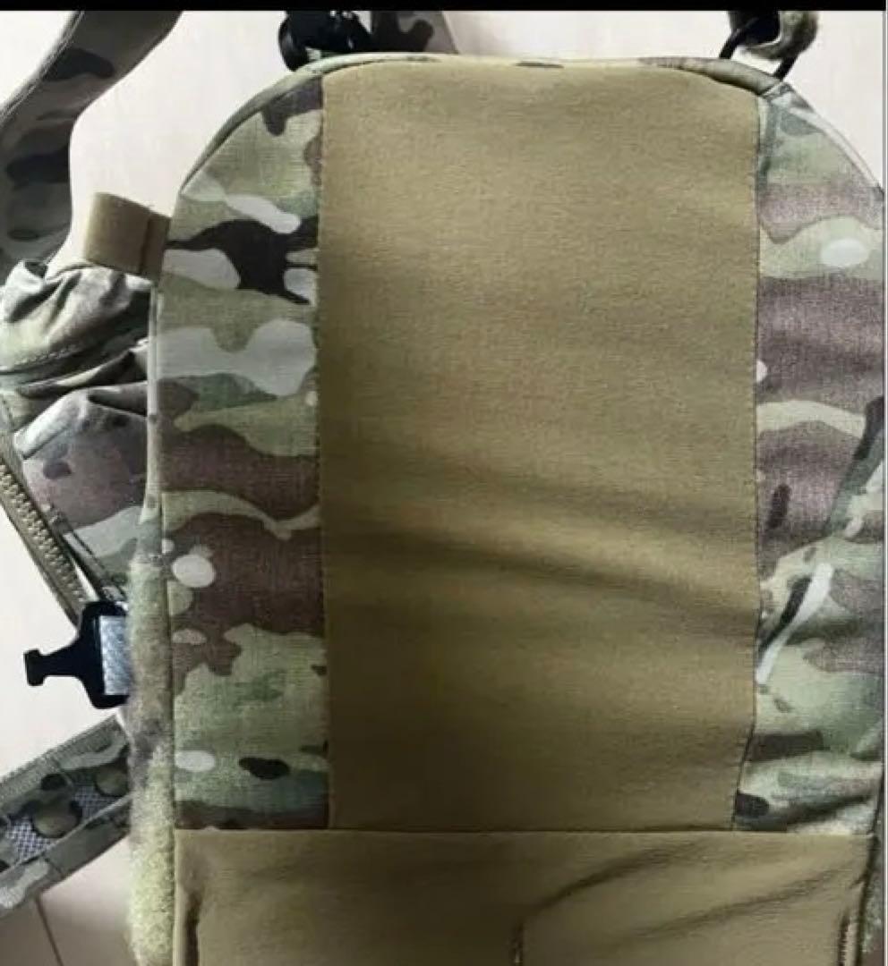 高品質レプ　新品　FCPC V5 プレキャリ　バックパネル　カンガルーポーチ