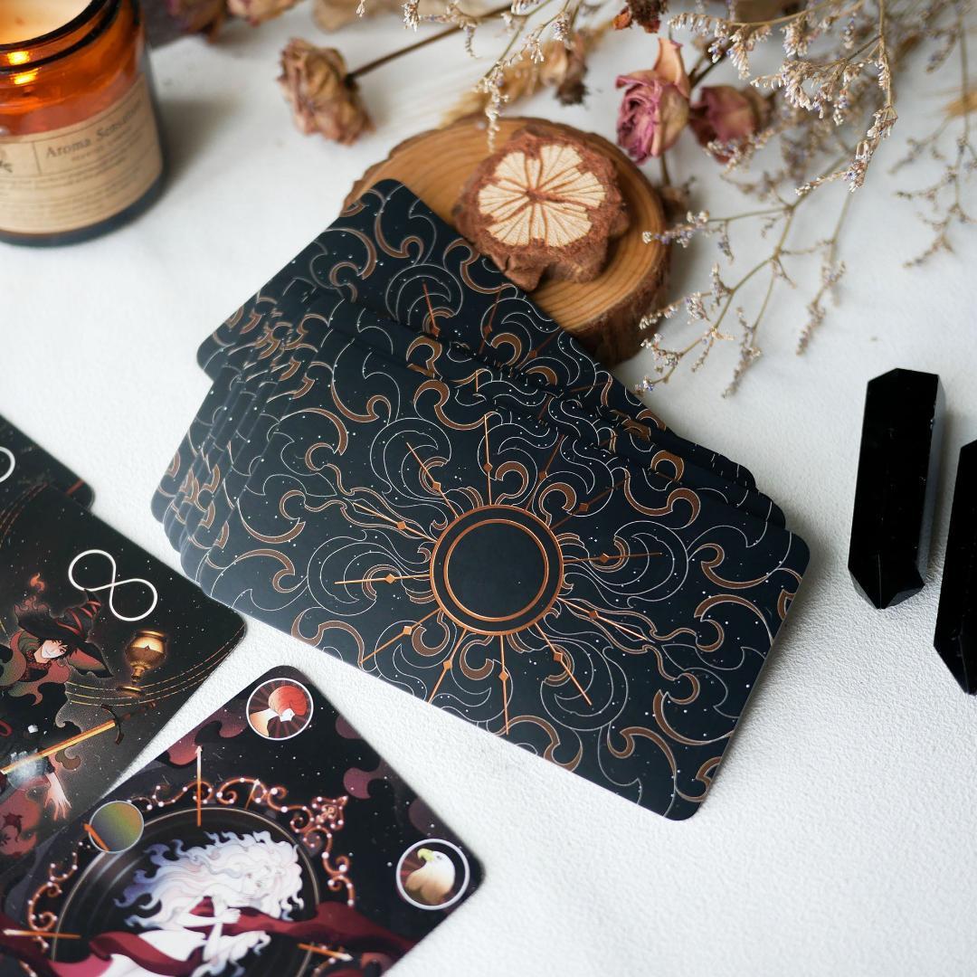 【正規品タロットカード】希少海外インディーズ✨夜を照らす星々の星月夜タロット