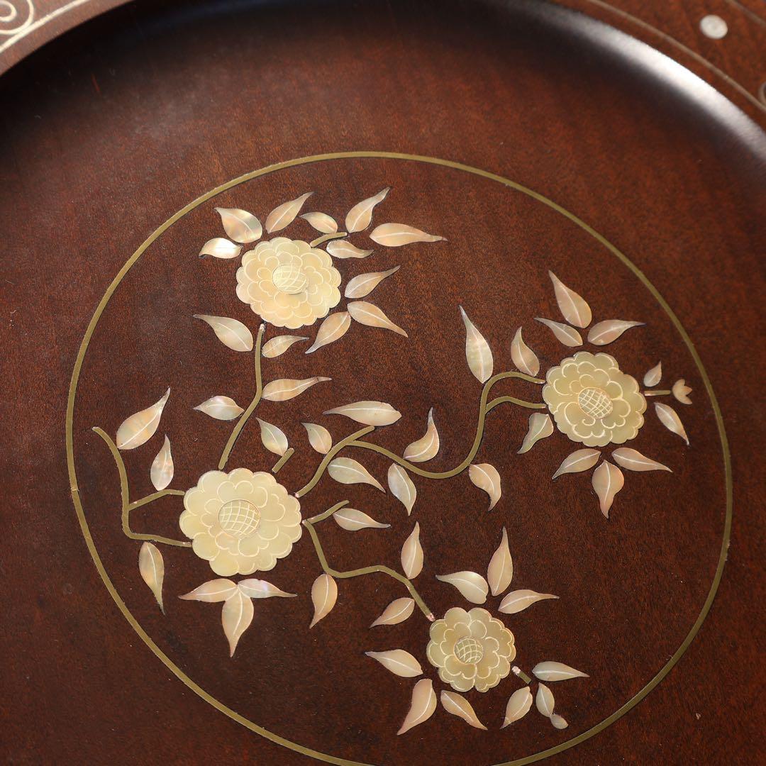 漆塗　丸盆　黄銅銀 螺鈿野菊文丸盆　共箱　吉本寿　R1430お3