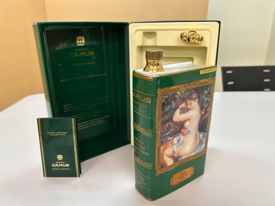希少品　未開封　CAMUS カミユ　ルノアールボトル　カミューブランデー