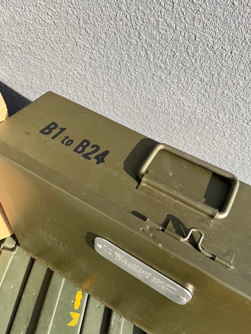 米軍放出品デッド 90’s激レア真鍮製 ランドリーピン フールセット ケース付き