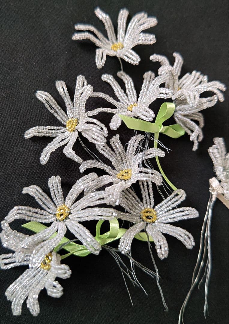 フランス　アンティーク　フレンチビーズフラワー　ビーズフラワーA