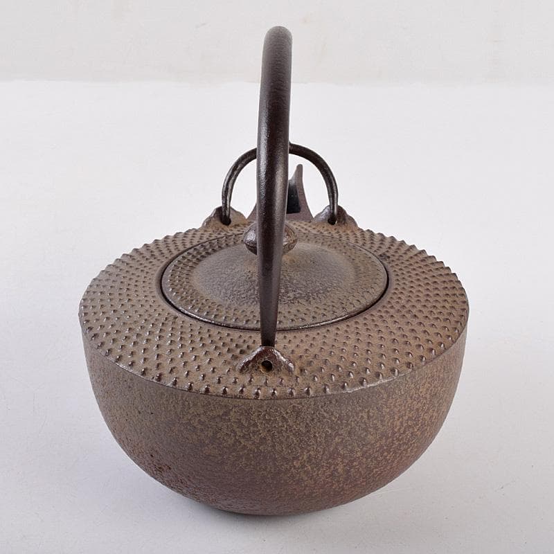 煎茶道具　釜師　菊地政光作　肩霰　銚子　染付山水文替蓋付　共箱　V R9015