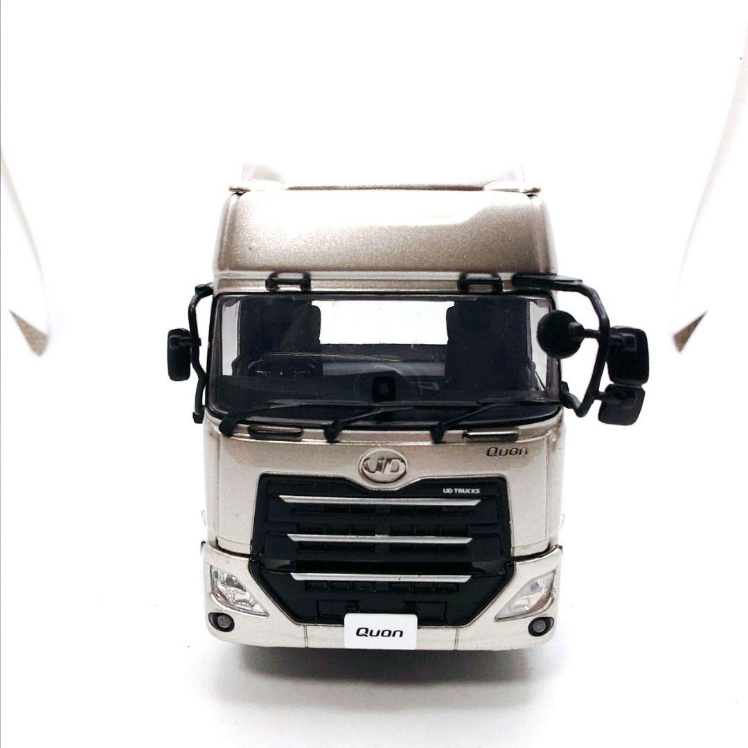 UD TRUCKS クオン 1/43 ミニカー コンテナ付き 非売品