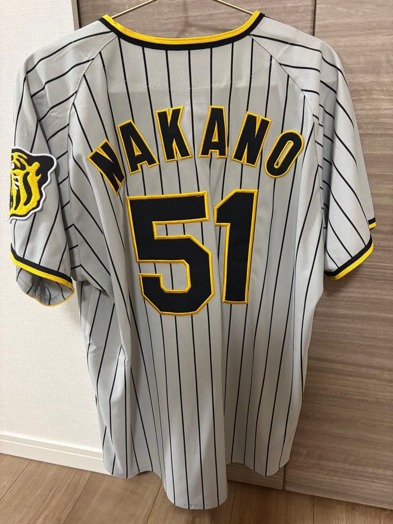 阪神 タイガース　中野拓夢　ビジターユニフォーム　Mサイズ 51