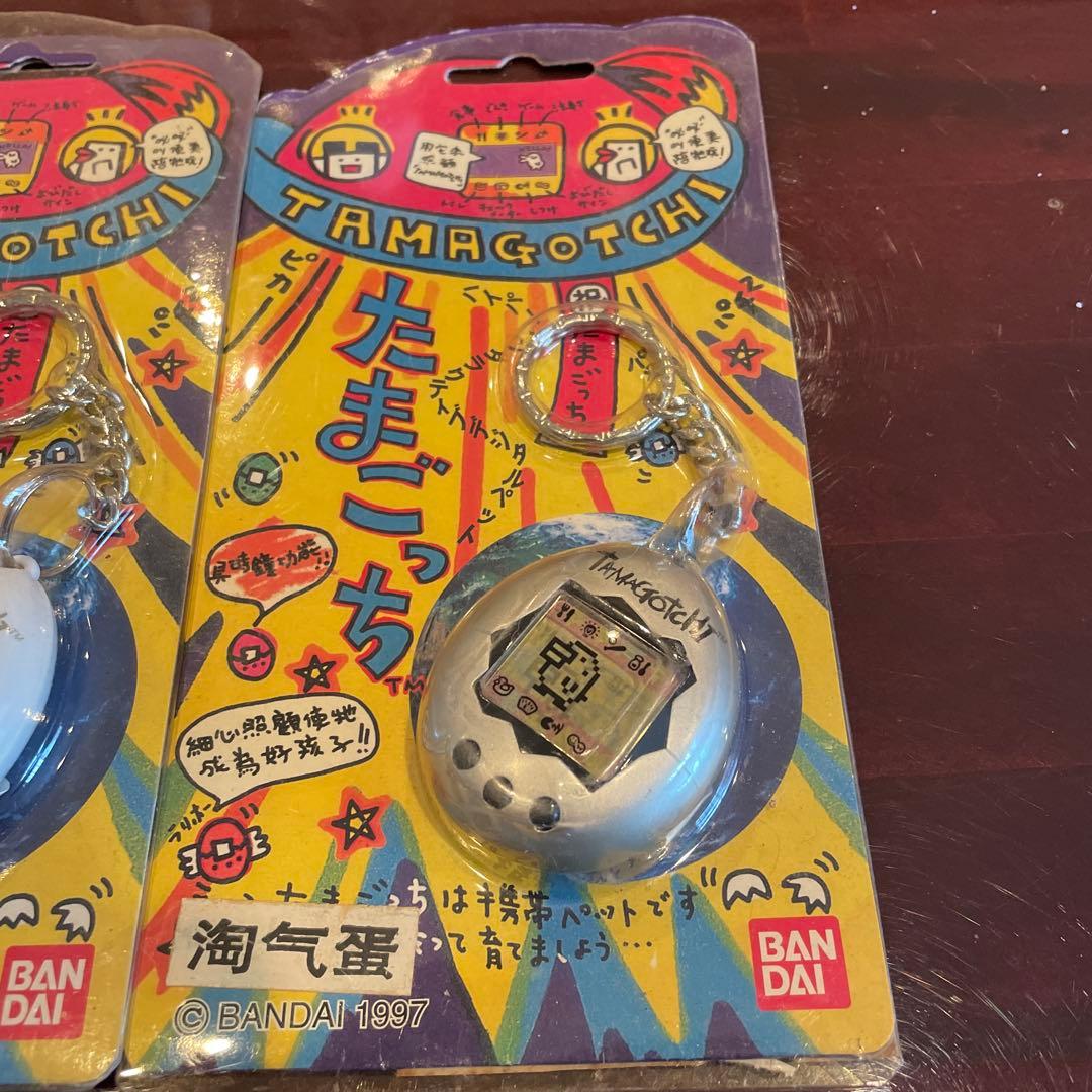 [レア] 初代たまごっち　4色　台湾版