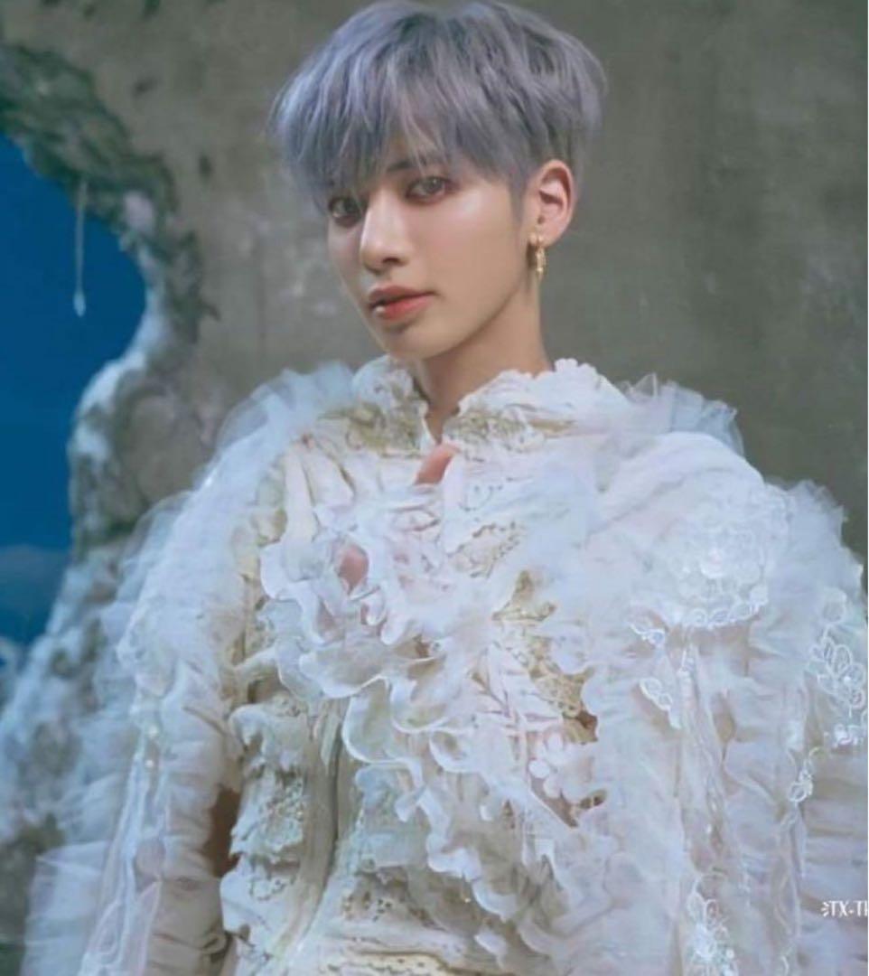 txt テヒョン freeze チェキ ポラロイド