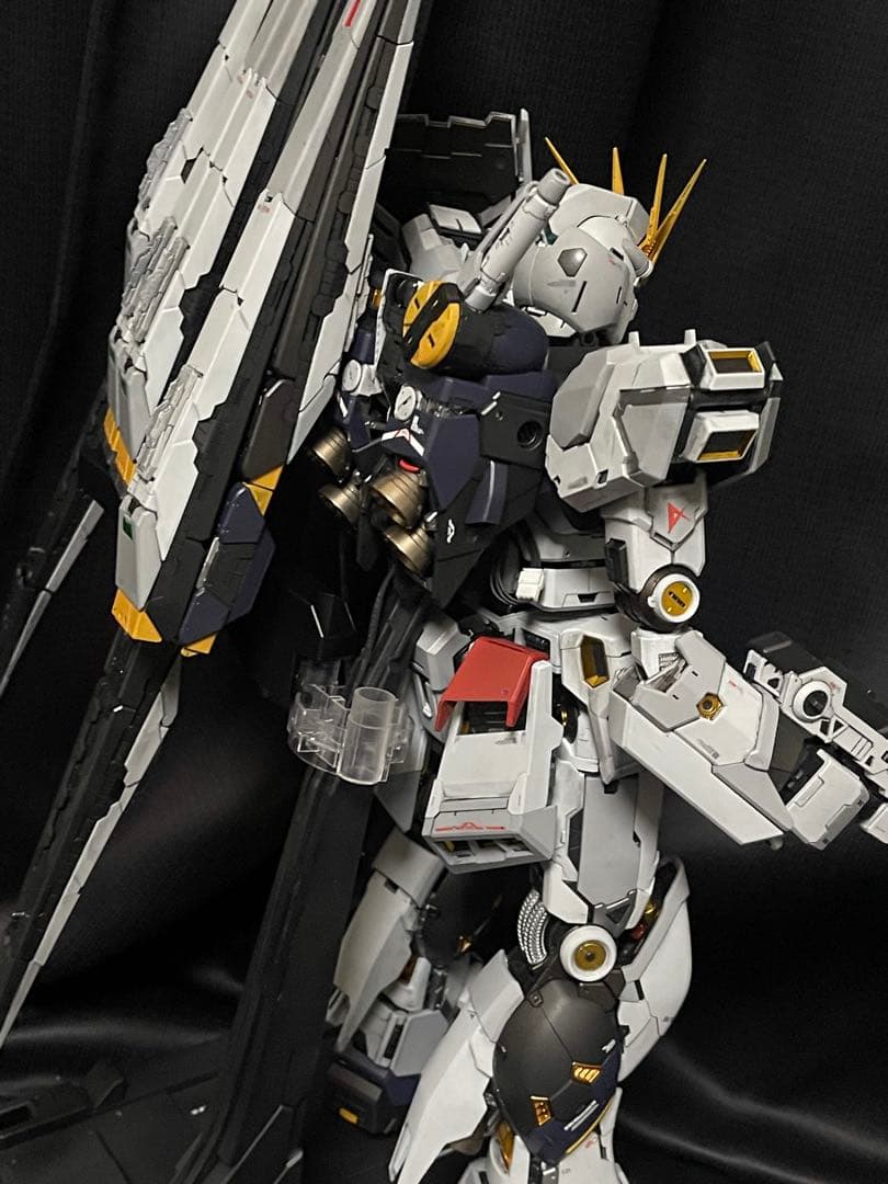 PG UNLEASHED 1/60 νガンダム　完成品模型　塗装済み　一点モノ