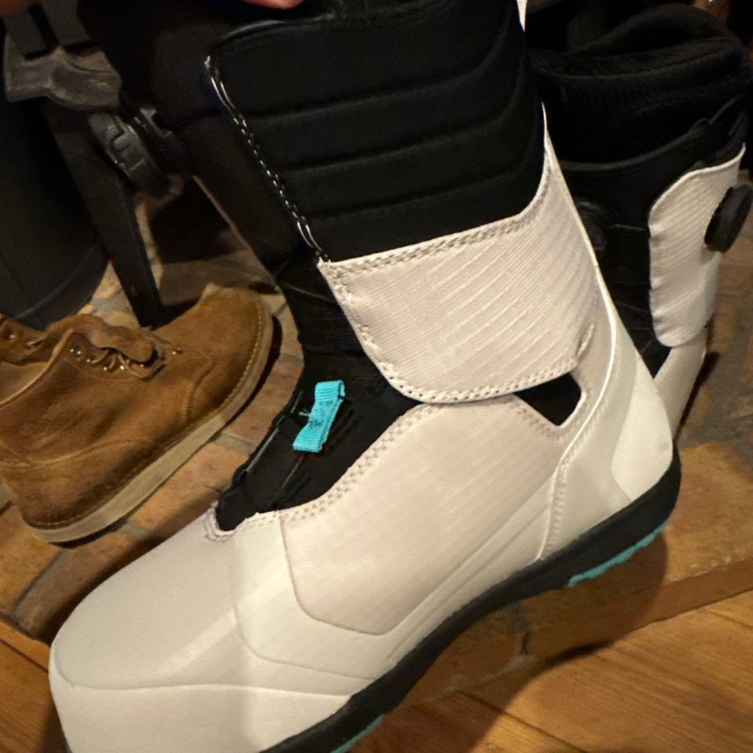 Flux LB-BOAシステム スノーボードブーツ