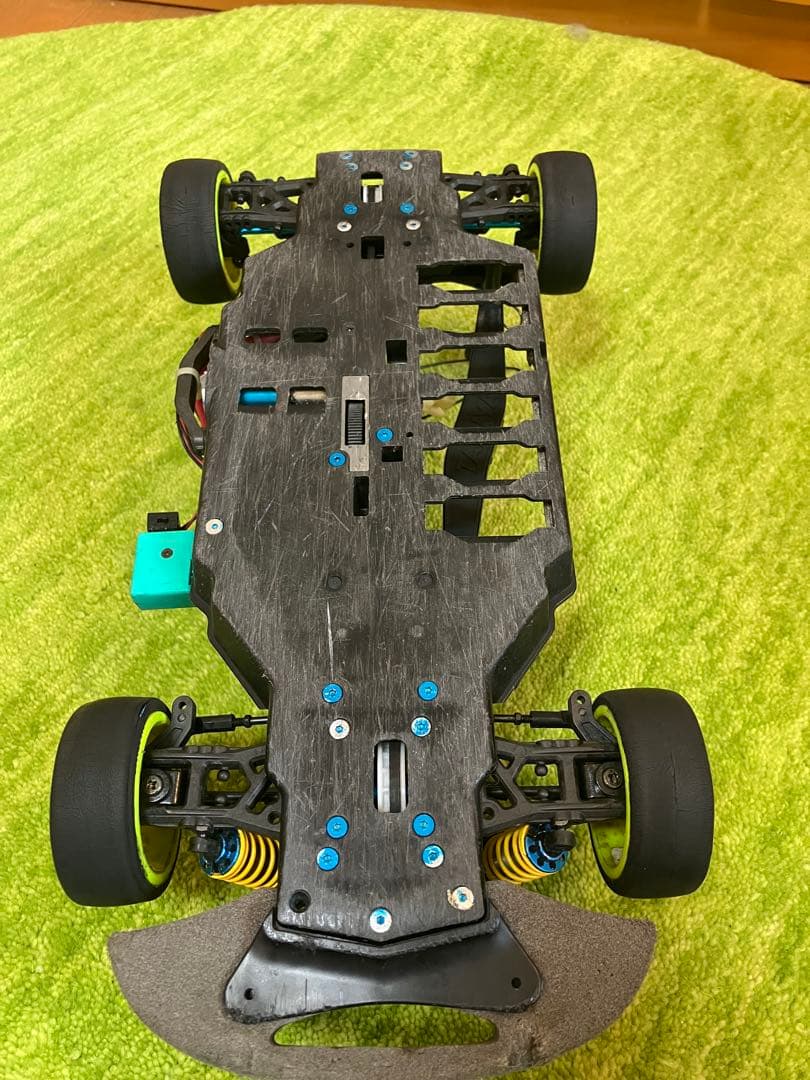 タミヤ　TA-05 メカ付き(サーボ、アンプ、ポンダー、受信機、モーター)