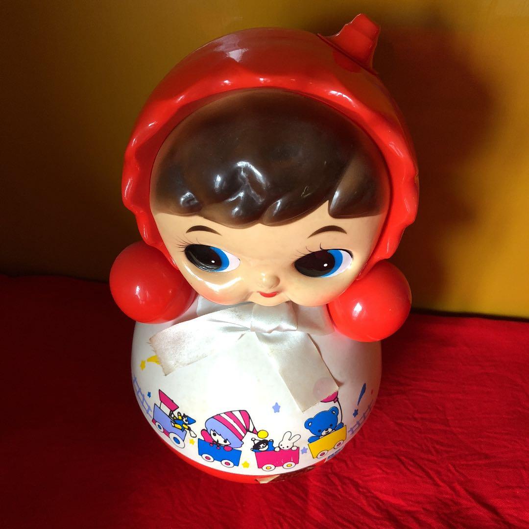 起き上がり人形