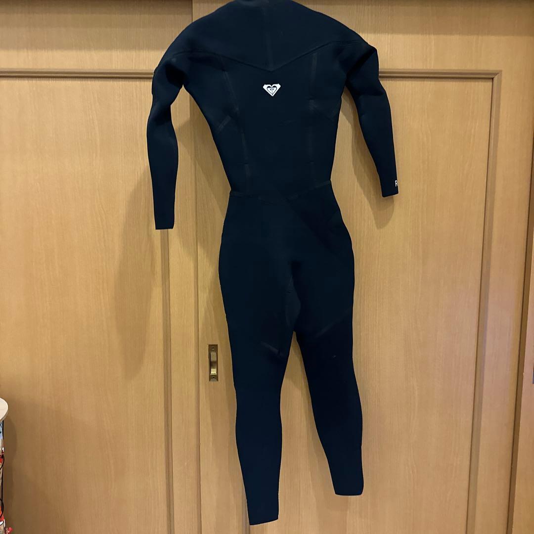 ROXY ブラック ドライスーツ超美品 Mサイズ