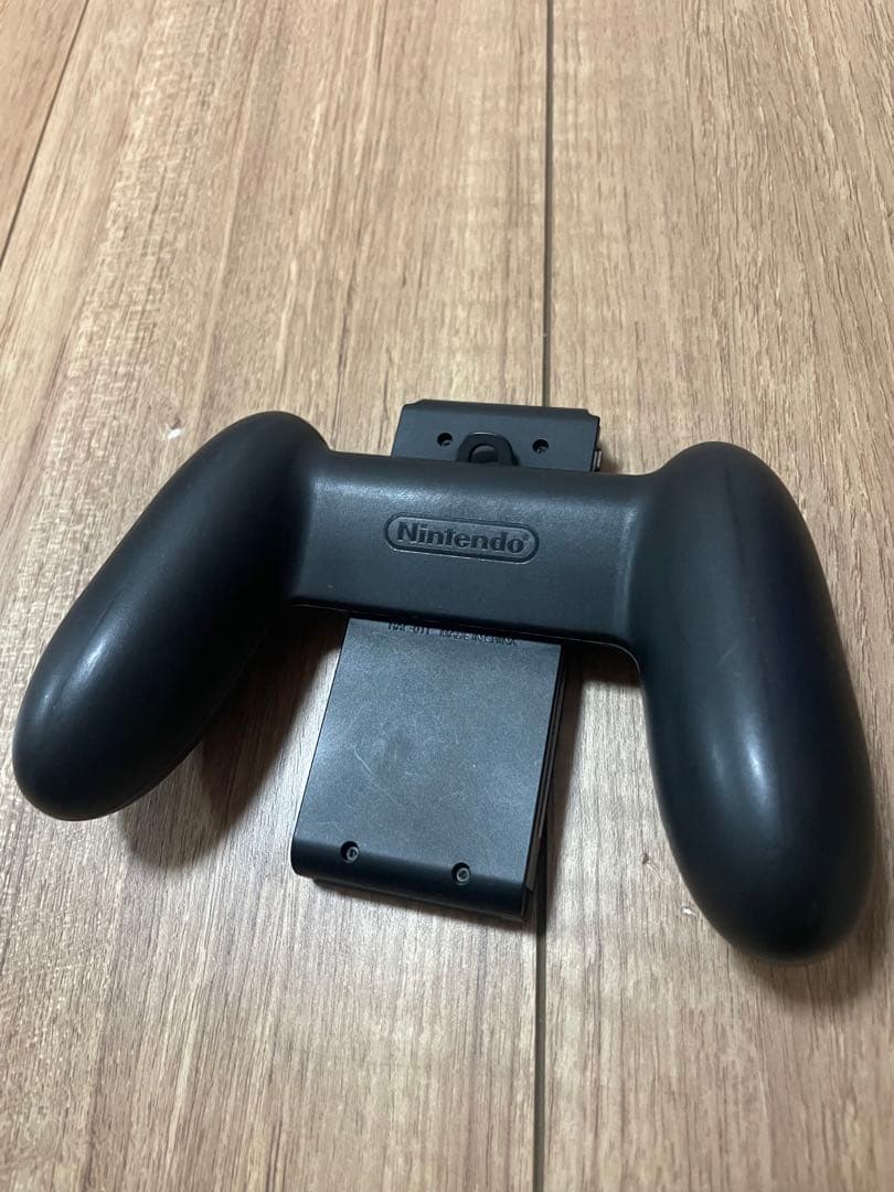 Nintendo Switch 本体　レッド　ネオンパープル