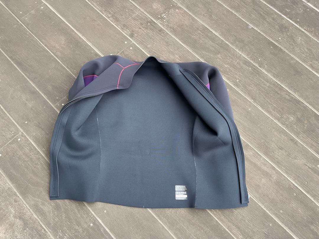 REVO レボリューション　長袖タッパー L〜XL相当