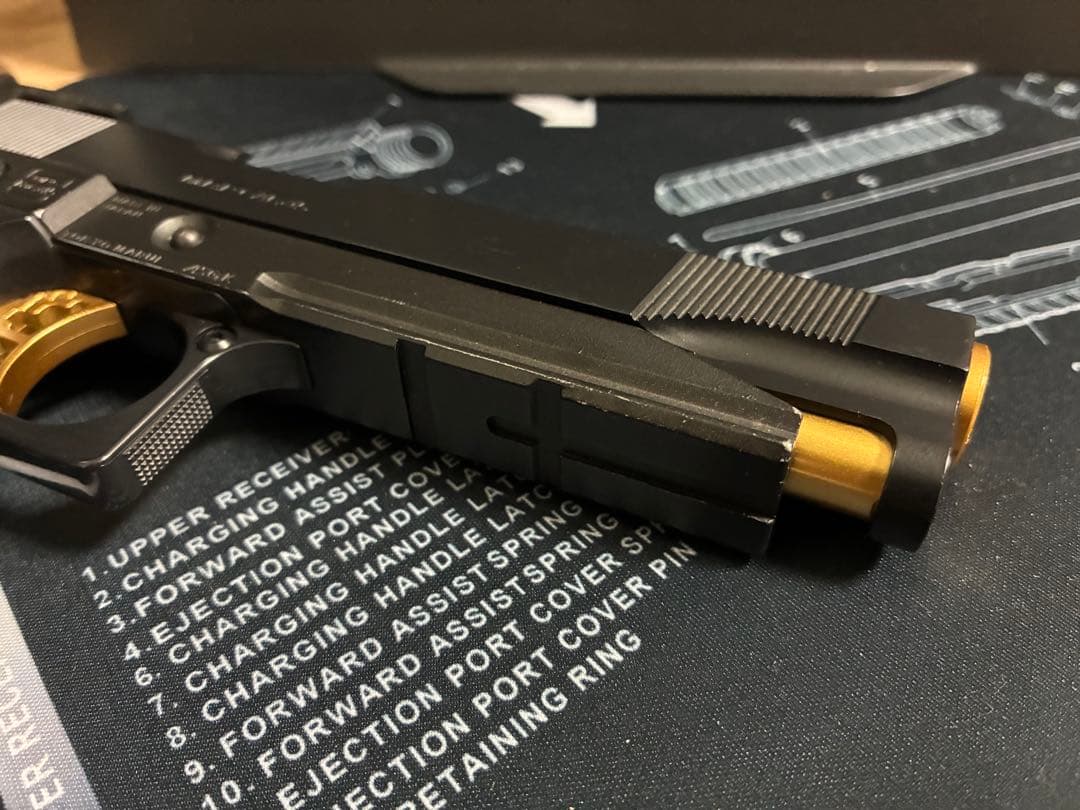 起きたら価格戻します　ハイキャパ5.1 ゴールド　X300ライト＆マガジン4本