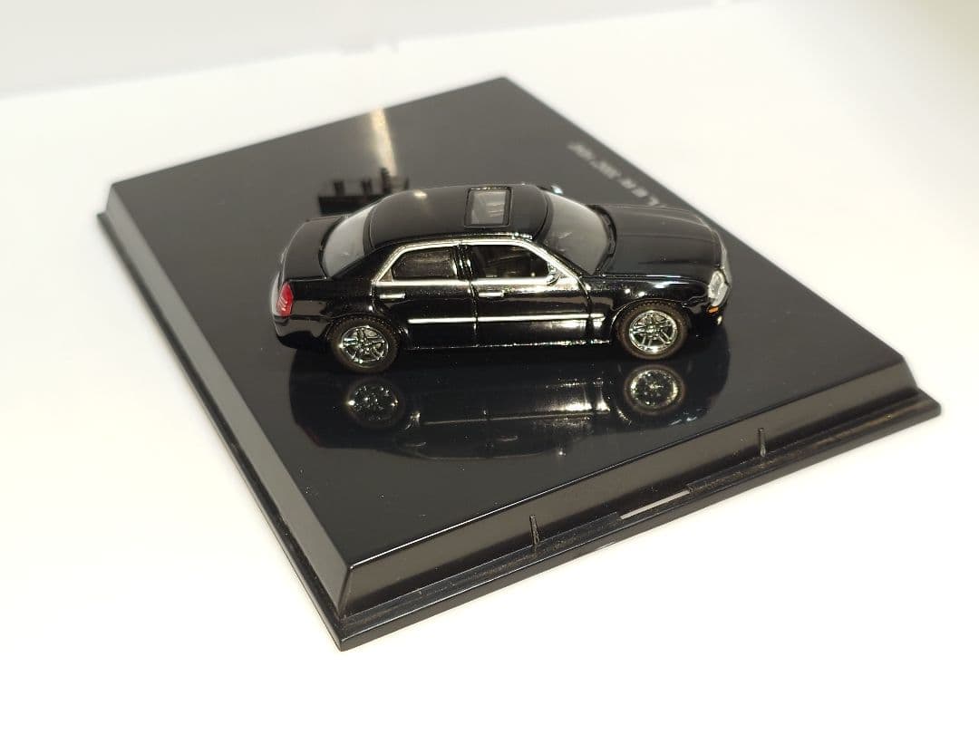 ノレブ クライスラー 300C 1/64 ミニカー ブラック