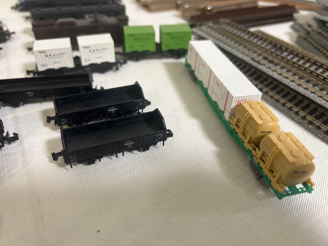 緑8244 Nゲージ規格の鉄道模型と線路セット 約40両