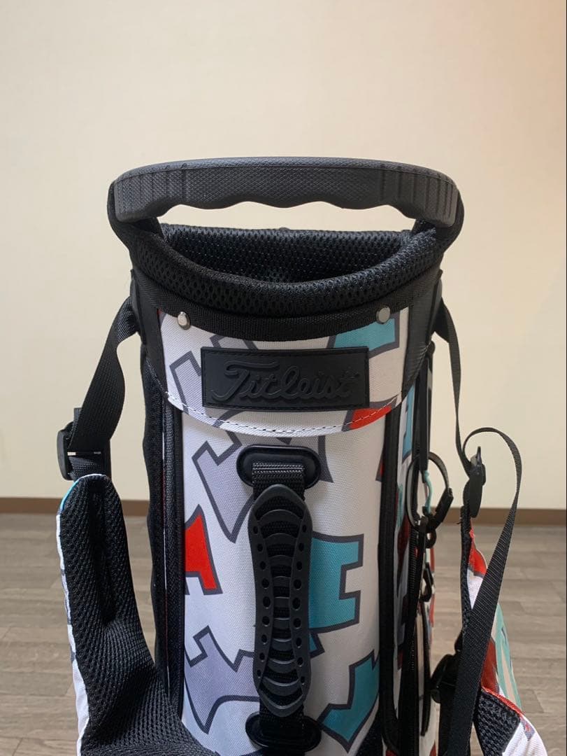 スタンド式キャディバック　限定モデル『ダンシングドック』と同じデザイン