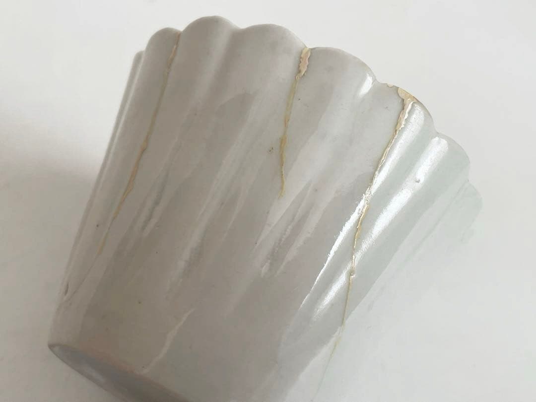 骨董　アンティーク　古伊万里　白磁　輪花　蕎麦猪口　白磁カップ