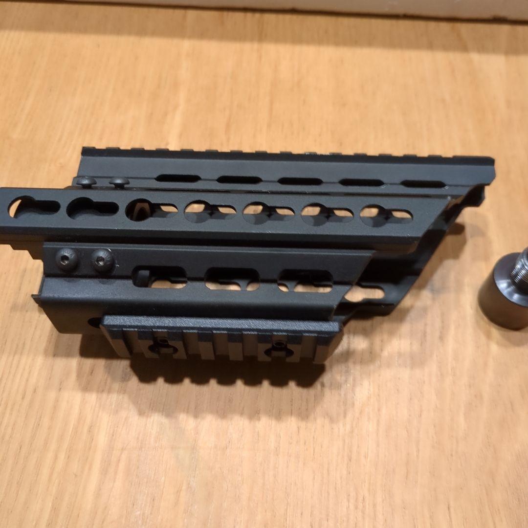 マルイ　P90TR 電動ガン　エアガン ブラック サプレッサー　サイレンサー付き