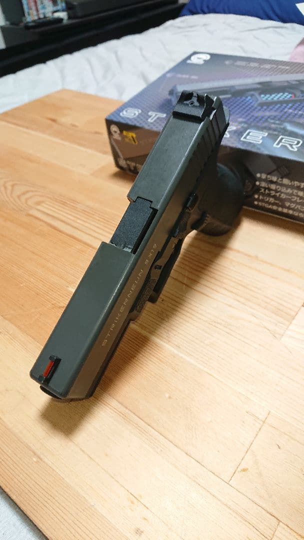 Carbon8 STRIKER NEUN ガスガン マガジン4個付き