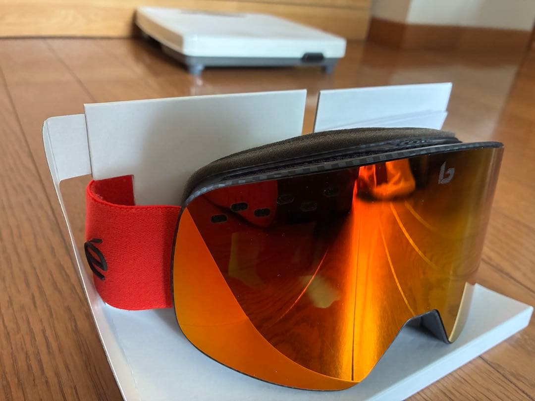 bolle NEVDAD MAT CARBON DIAGONAL ゴーグル