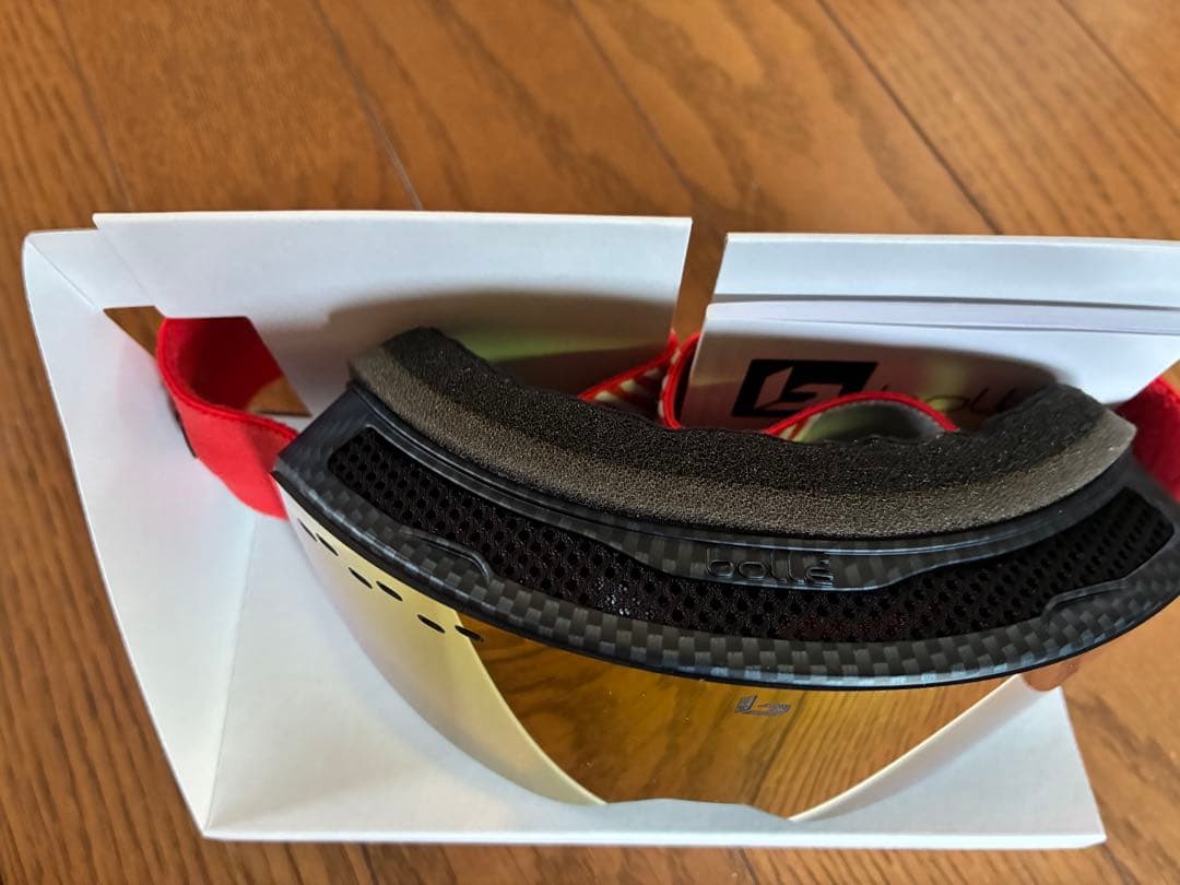 bolle NEVDAD MAT CARBON DIAGONAL ゴーグル