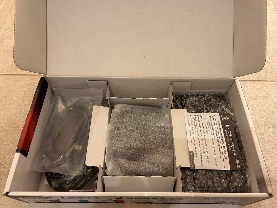 【美品】Nintendo Switch 本体 ＋付属品