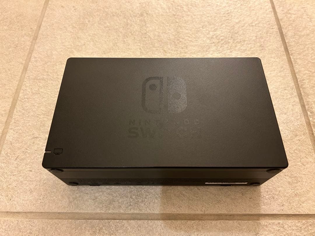 【美品】Nintendo Switch 本体 ＋付属品