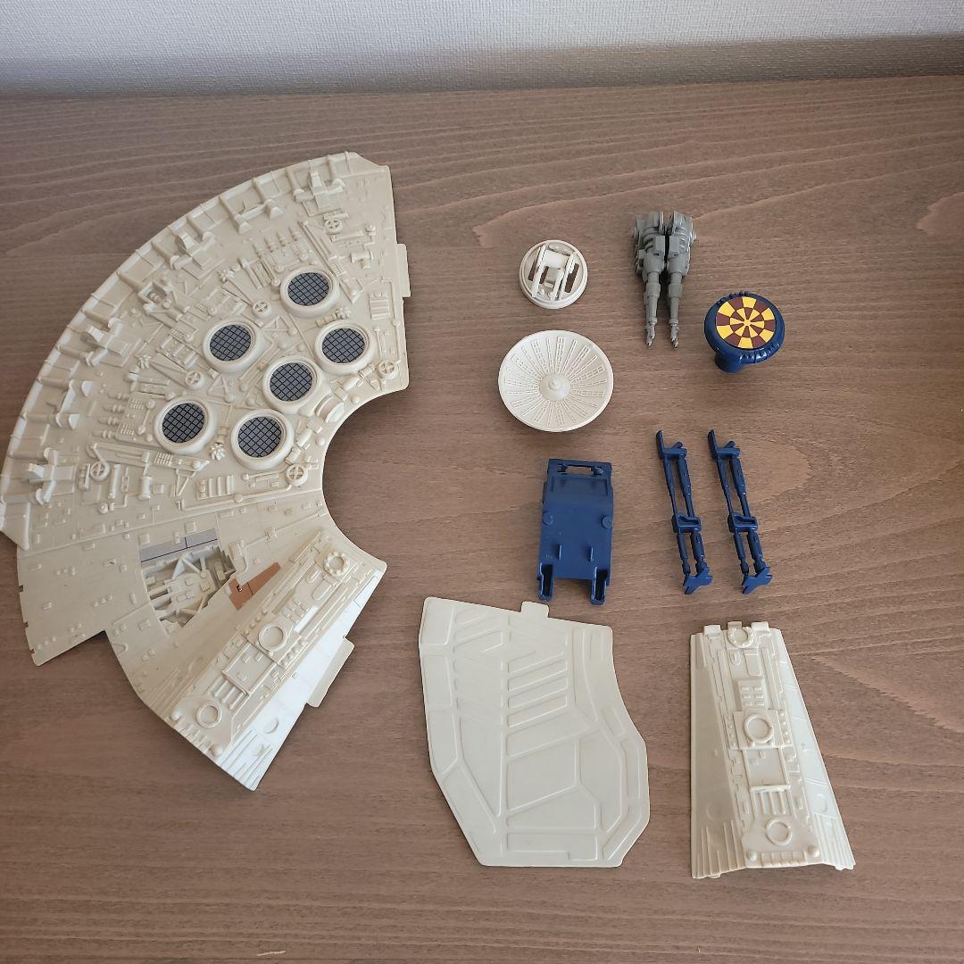 スター・ウォーズ ミレニアム・ファルコン スペースシップ