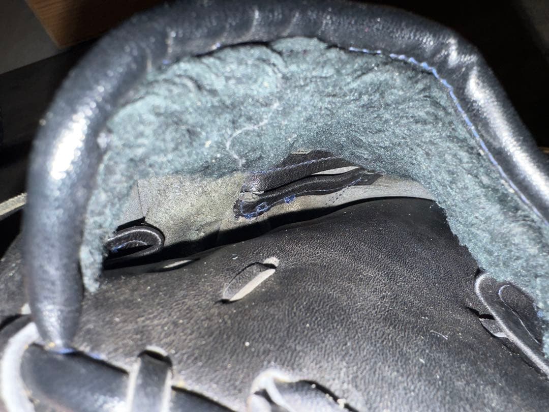 ZETT製 / レザー/キャッチャーミット&グローブセット