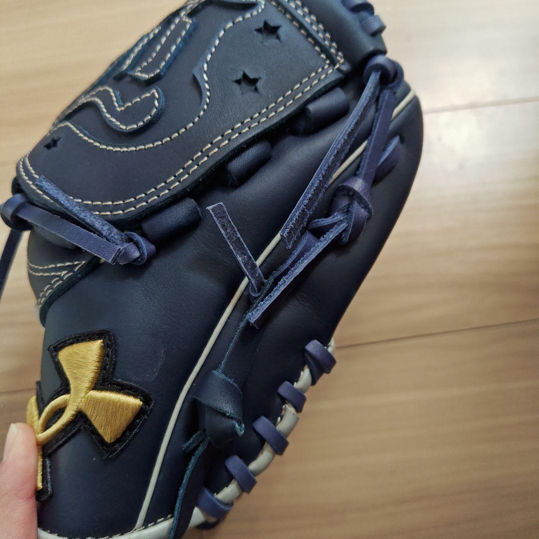 ひろき 山崎康晃Under Armour 野球グローブ ネイビー
