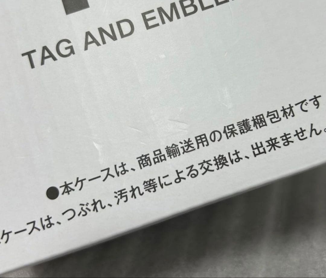 デジモン タグと紋章 ピンズ付き