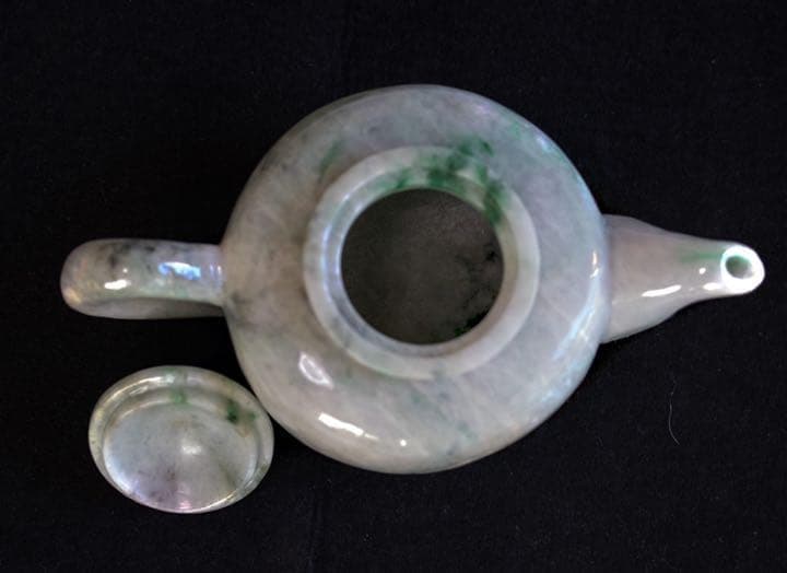 【珍品】翡翠 急須 硬玉ヒスイ 翡翠彫刻 高級茶道具 糸魚川 夜光杯 カラカラ