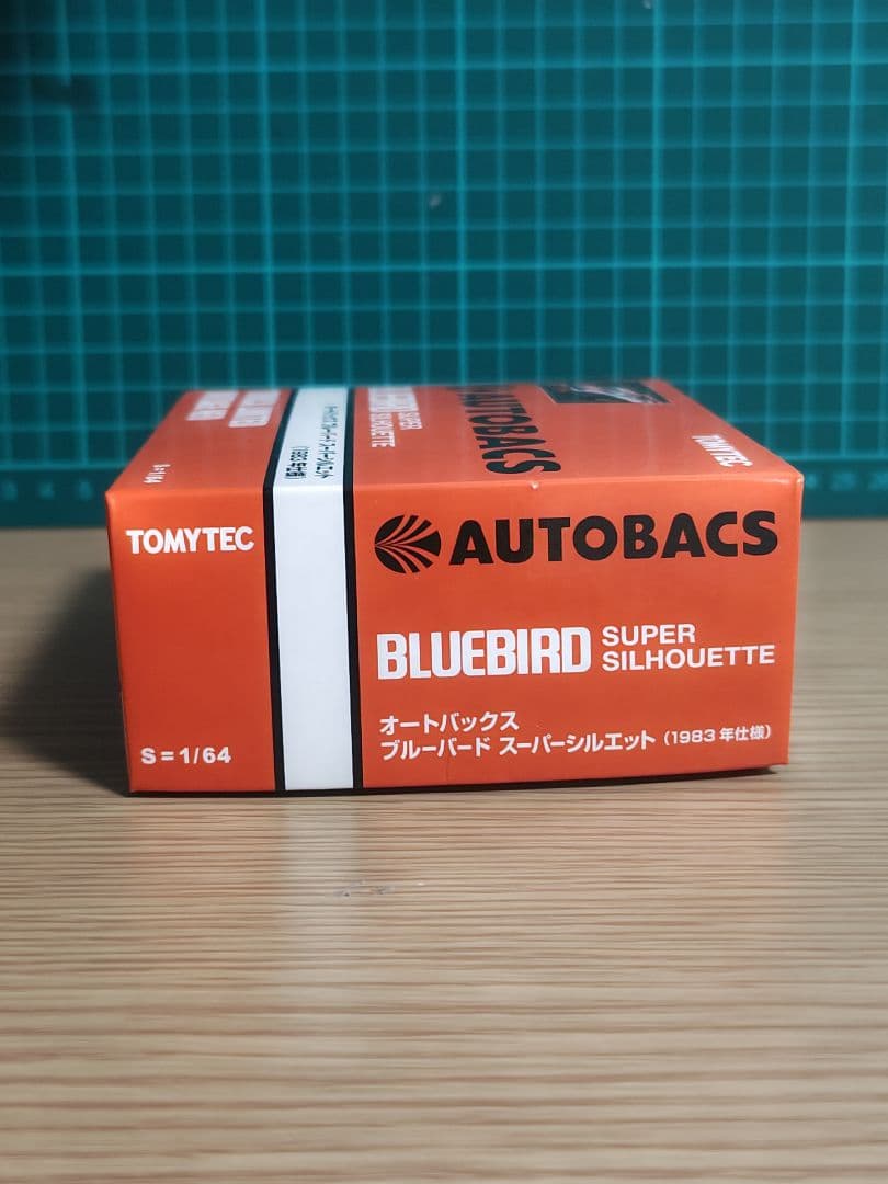 ミニカー TOMYTEC BLUEBIRD SUPER SILHOUETTE 1/64