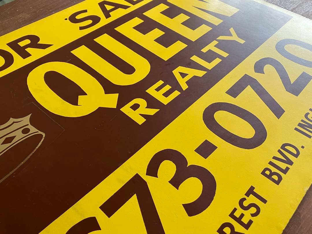 道路標識◆道路看板◆トラフィックサイン◆ロードサイン◆ストリート◆QUEEN