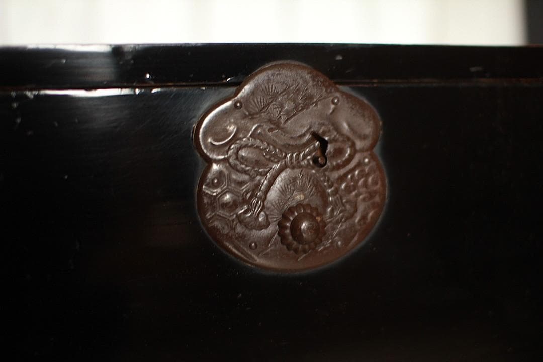 綺麗な巾着金具庄内箪笥　抽斗4杯　タンス　収納　古家具　古民家　時代家具