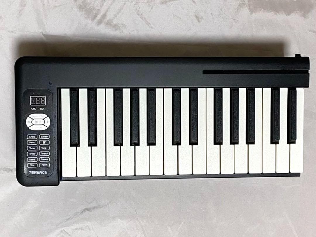 電子ピアノ 折り畳み タッチレスポンス 61鍵盤 ポータブル キーボードピアノ