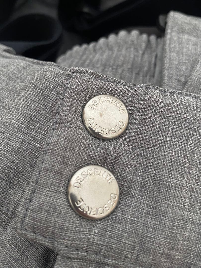 Descente スキーウェア 女性用 黒/グレー