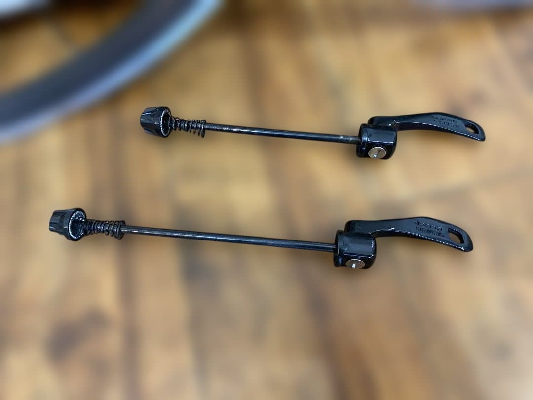 シマノ　 状態良し　WH-RS010 完組ホイール　前後