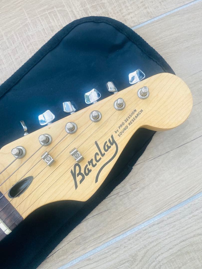 Barclay エレキギター ストラトキャスタータイプ レッド