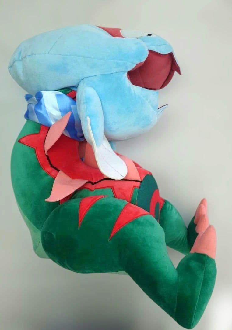 ウオノラゴン　ぬいぐるみ　エラがみ