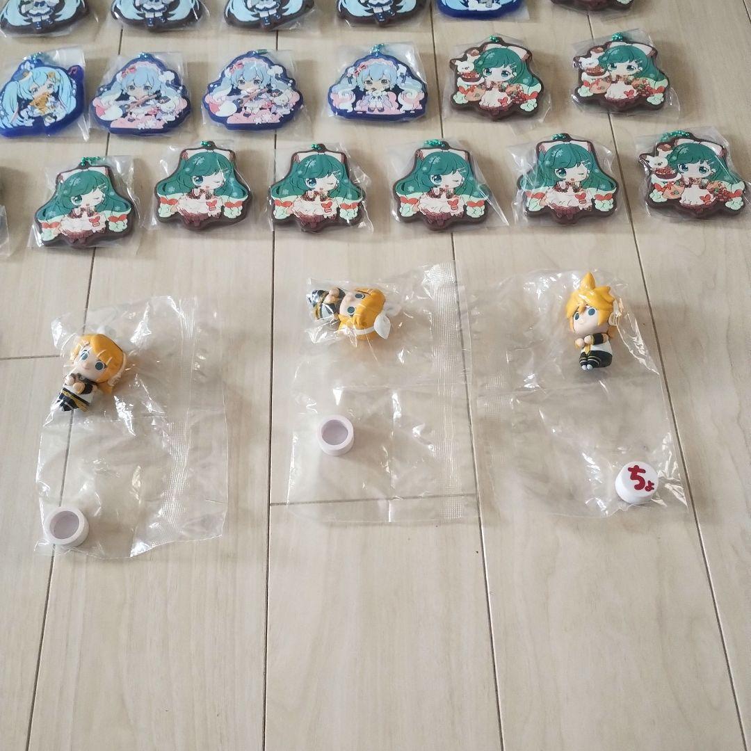 初音ミク　リン　レン　アクリルスタンド　キーホルダー　ラバスト　39個セット