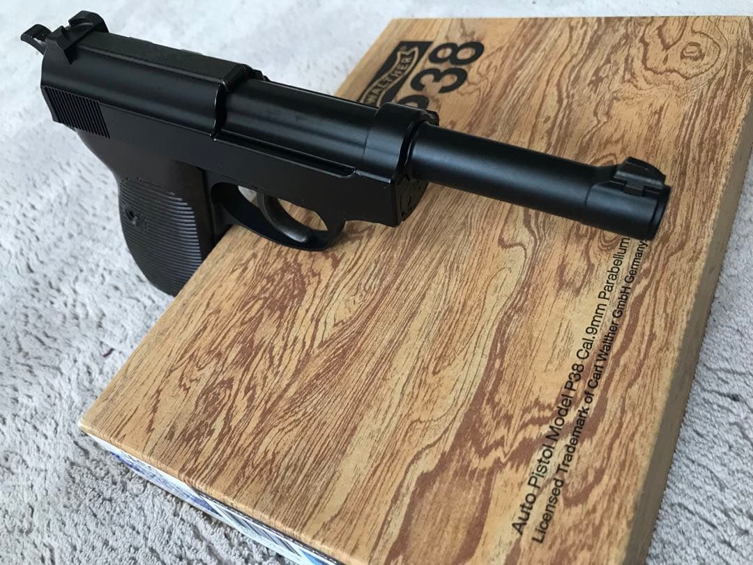 ワルサーp38ac41ブラックモデル 新品予備マガジン付き