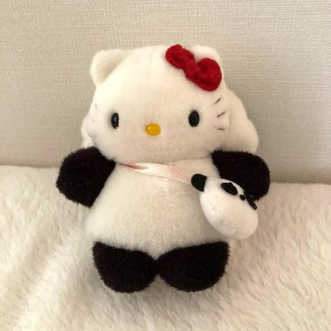 レア！　ハローキティ　着ぐるみパンダぬいぐるみ