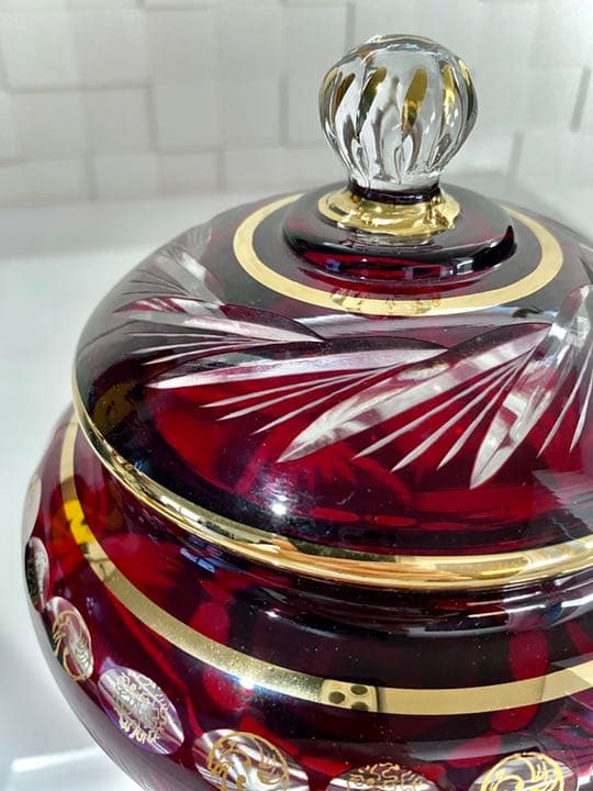 薩摩切子 薩摩切子を復刻された大阪カメイガラスの製品 薩摩切子工芸品